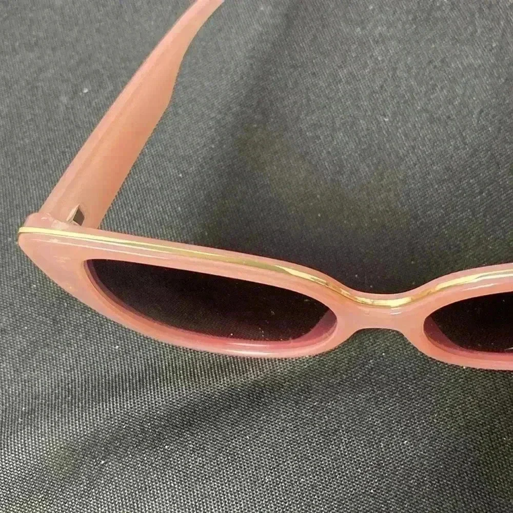 UNBRANDED 100% UV PROTECTION SOFT PEACH SUNGLASSES VERY GOOD CLEAN‎ CONDITION